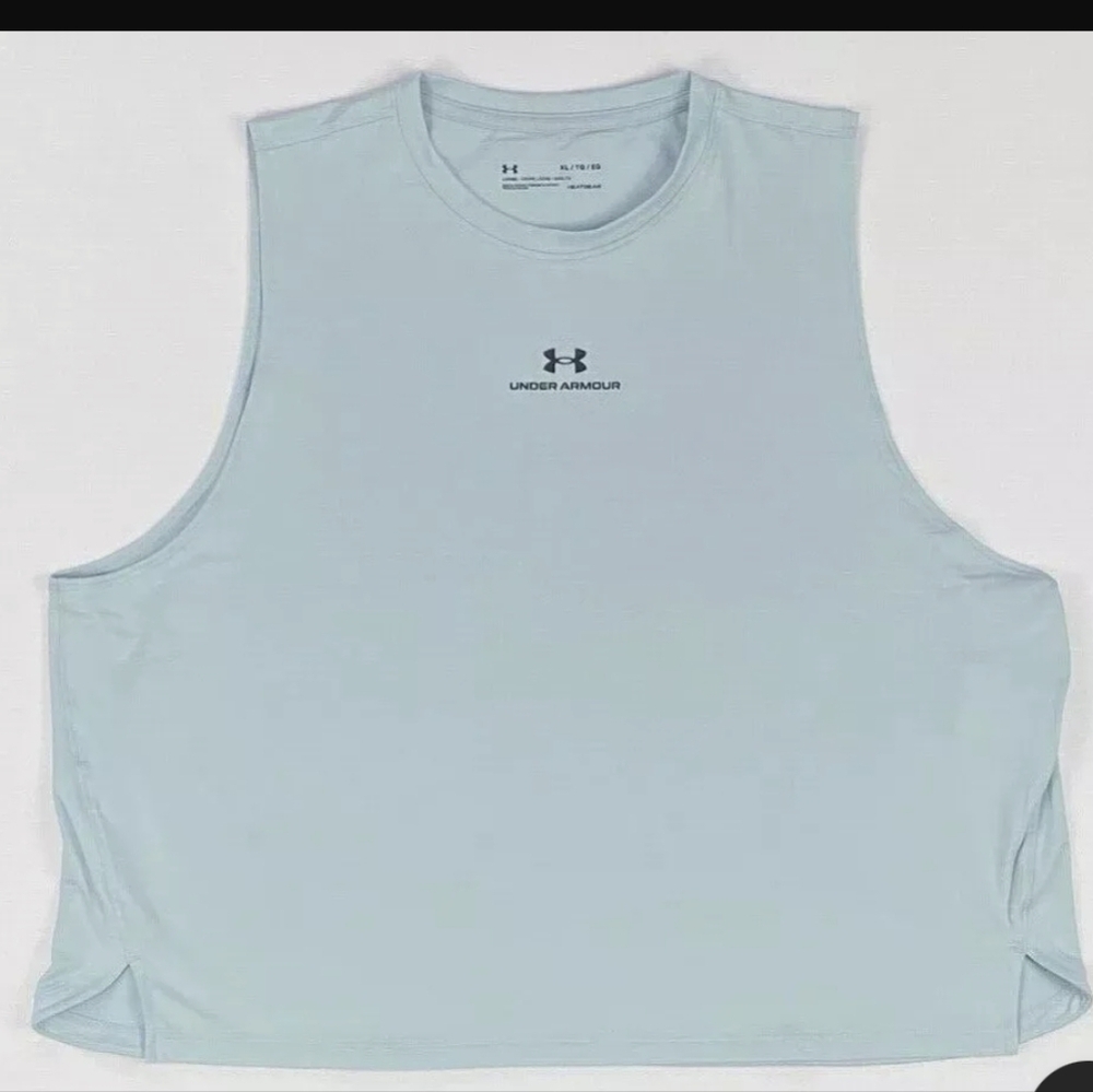 NWT Under Armour Womens  Sleeveless Shirt - Light Grey